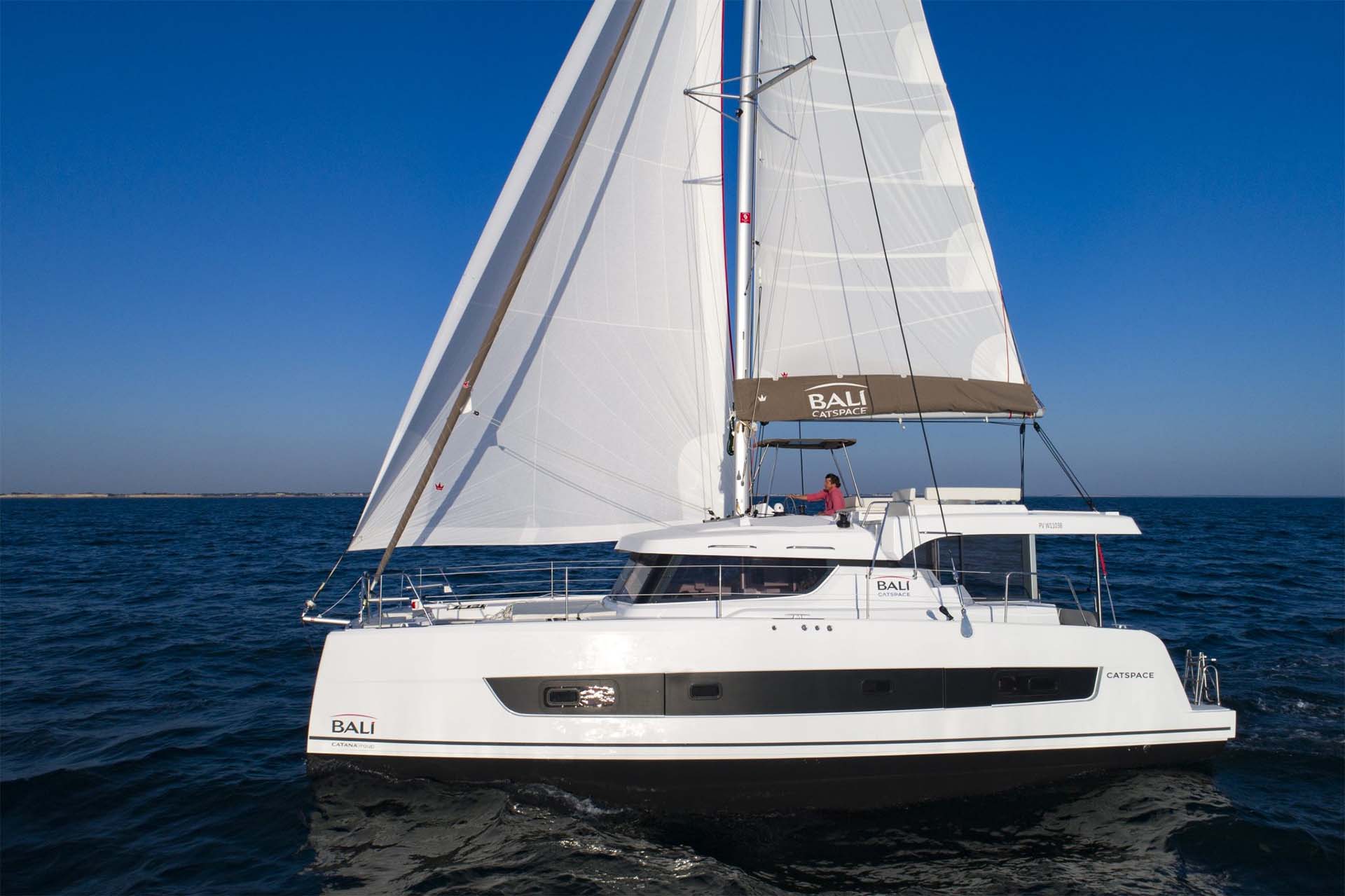 omega yacht bali catamaran 40