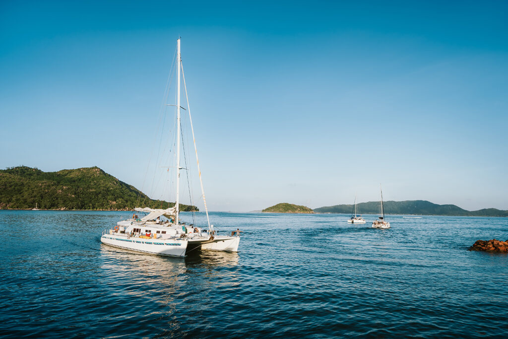 omega-catamaran-bali